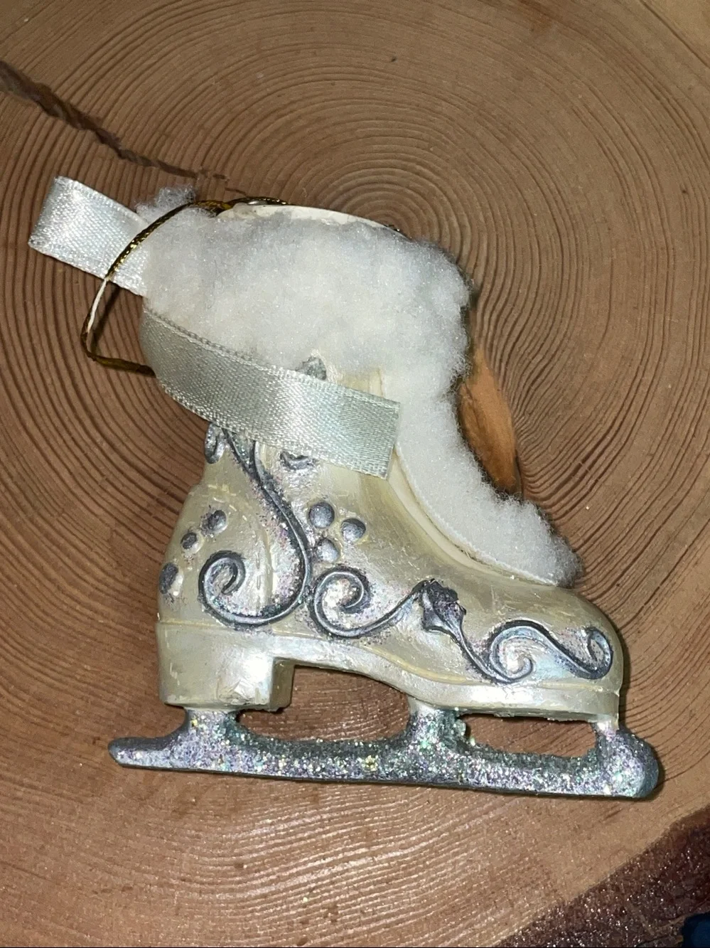 Vintage Victorian ShoeIce Skate  Christmas Tree Ornament